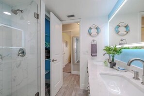 Room - Villa Emerald (Cape Coral)