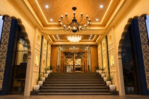 Front of property - Hotel Ratan Mahal Palace (Ratangarh)