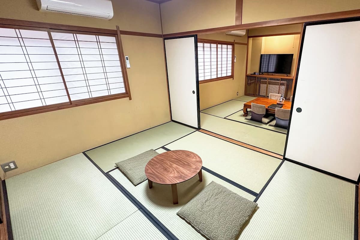 Deluxe Japanese-Style Room with Shared Bathroom, Non Smoking