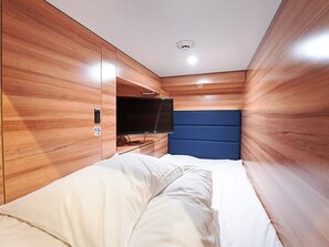 Cabaña básica, para no fumadores (Capsule Room, Male) | Wifi gratis 