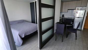 Internet, bed sheets