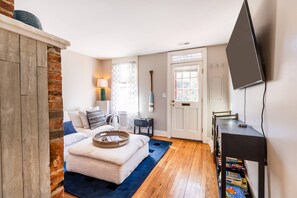 2 habitaciones, tabla de planchar con plancha y wifi gratis 