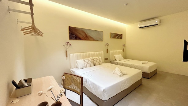 Deluxe Triple Room | Free WiFi, bed sheets - ONE18 Boutique Hotel - Kuala Lumpur (Kuala Lumpur)
