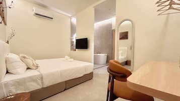 Honeymoon Room, 1 Katil Raja (King), Private Bathroom | Wi-fi percuma