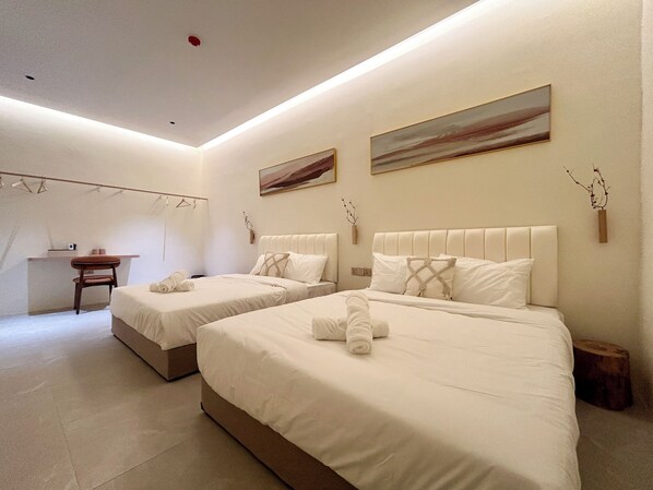 Deluxe Quadruple Room | Free WiFi - ONE18 Boutique Hotel - Kuala Lumpur (Kuala Lumpur)