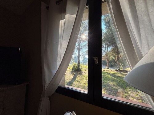 Gîte Alpilles 63m², 4 pers. air-conditioned, Swimming pool, Mas de la Meunerie in Fontvieille