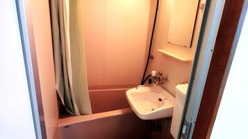 Apartment | Bathroom
