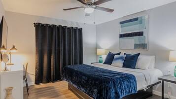 2 bedrooms, desk, iron/ironing board, internet