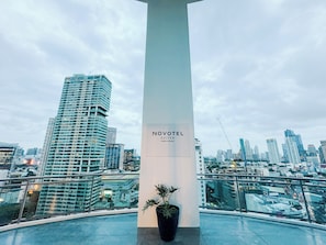 Sun deck - Hotel Residences at Acqua (Mandaluyong)