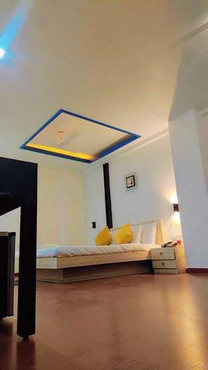 مكتب وواي فاي مجانًا