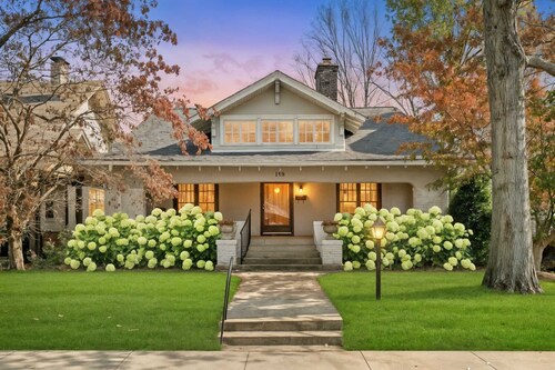 Hot Tub | Firepit | Putting Green | 5 Bedrooms