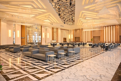 The Hoften Lotus Court, Greater Noida