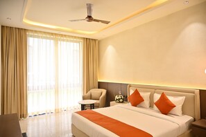 Iron/ironing board, free WiFi