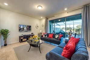 Room - Magic Retreat Near Disney, Sleeps 12 Private Pool Sol101 (Davenport)