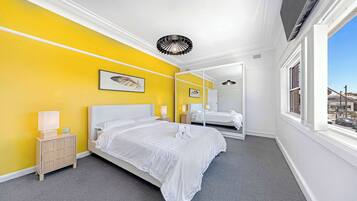 2 slaapkamers, een strijkplank/strijkijzer, wifi, beddengoed