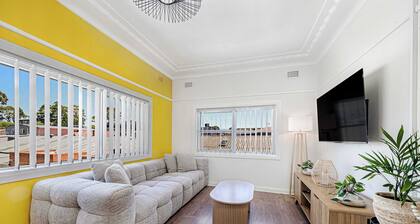 MetaWiseBnB | Cozy 2Bed Earlwood Near City&Airport