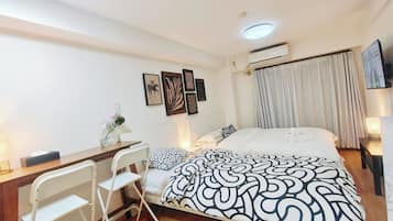 Superior Twin Room, Balcony, City View | Desk, laptop workspace, iron/ironing board, free WiFi