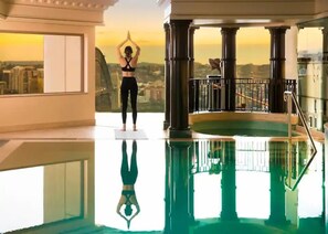Indoor pool, a heated pool - Fantastic city-view home in the Rocks (The Rocks)