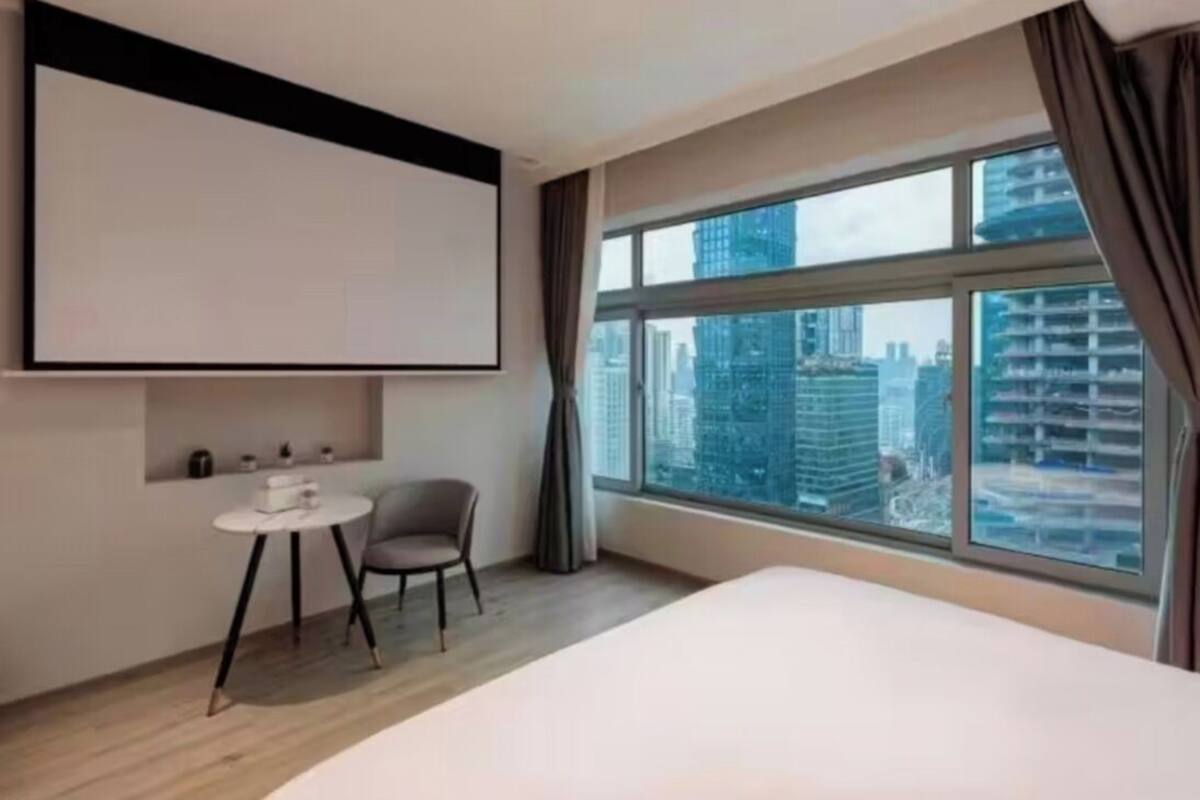 Habitación Confort doble, vistas a la ciudad | Wifi gratis