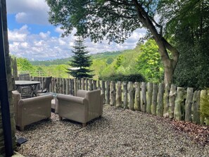 House, 1 Bedroom, Smoking, Balcony | Outdoor dining - 🌿 Quaint Country Cottage With Valley Views, Dog-friendly & Horse-friendly (Blaydon on Tyne)