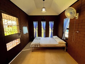 Habitación clásica, vista al jardín, en el área del patio | Wifi gratis 