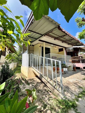 Mặt tiền nơi lưu trú