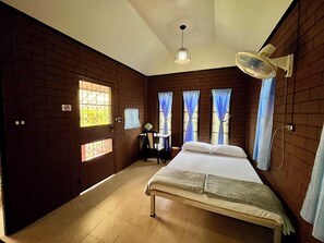 Cortinas blackout, camas plegables/adicionales y wifi gratis 