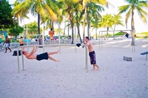 Unclassified image, 4 of 50, button - Casagrandesouthbeach by AmericanVacationLiving 4Rm (Miami Beach)