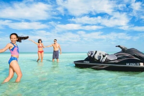Unclassified image, 1 of 50, button - Casagrandesouthbeach by AmericanVacationLiving 4Rm (Miami Beach)