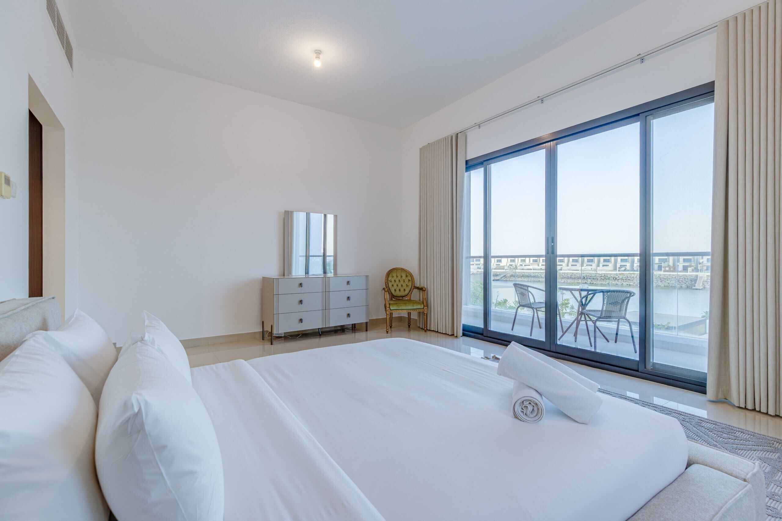 5 bedrooms, in-room safe, iron/ironing board, free WiFi