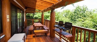 Log House Sukusuku at the foot of Mt.