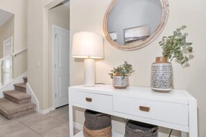 Room - Amazing Modern Home Pool/Spa Game Room WI101 (Davenport)