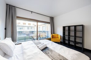 Deluxe Apartment, Balcony, City View