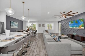 Room - 10 Br Gorgeous Home Game Room Son103 (Kissimmee)