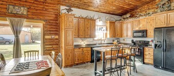 On 17 Acres! Countryside Retreat in Louisburg