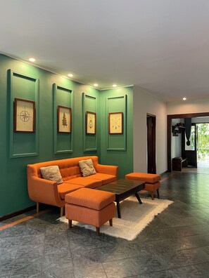 Familjevilla - balkong | Vardagsrum