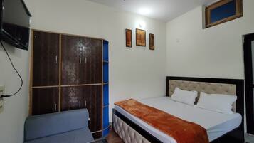 ダブルルーム | 可動式ベッド、WiFi (無料)、ベッドシーツ