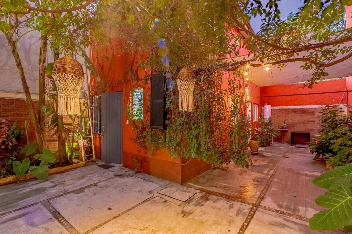 Casa, 4 habitaciones, balcón, vista al jardín | Áreas de la propiedad