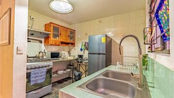 House, 4 Bedrooms, Balcony, Garden View | Interior