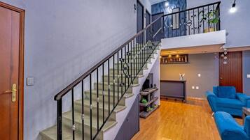 Rumah, 4 kamar tidur, balkon, pemandangan kebun | Ruang keluarga