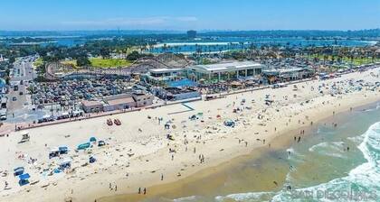 Steps to Ocean & Bay, Mission Beach Escape