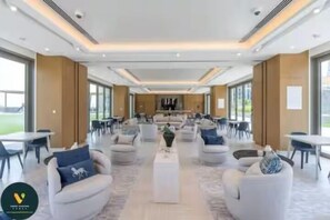 Meeting facility - Vogue | Downtown with Direct Access to Dubai Mall (Dubai)