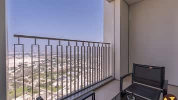 Luxury Apartment, Balcony, Canal View | Balcony view