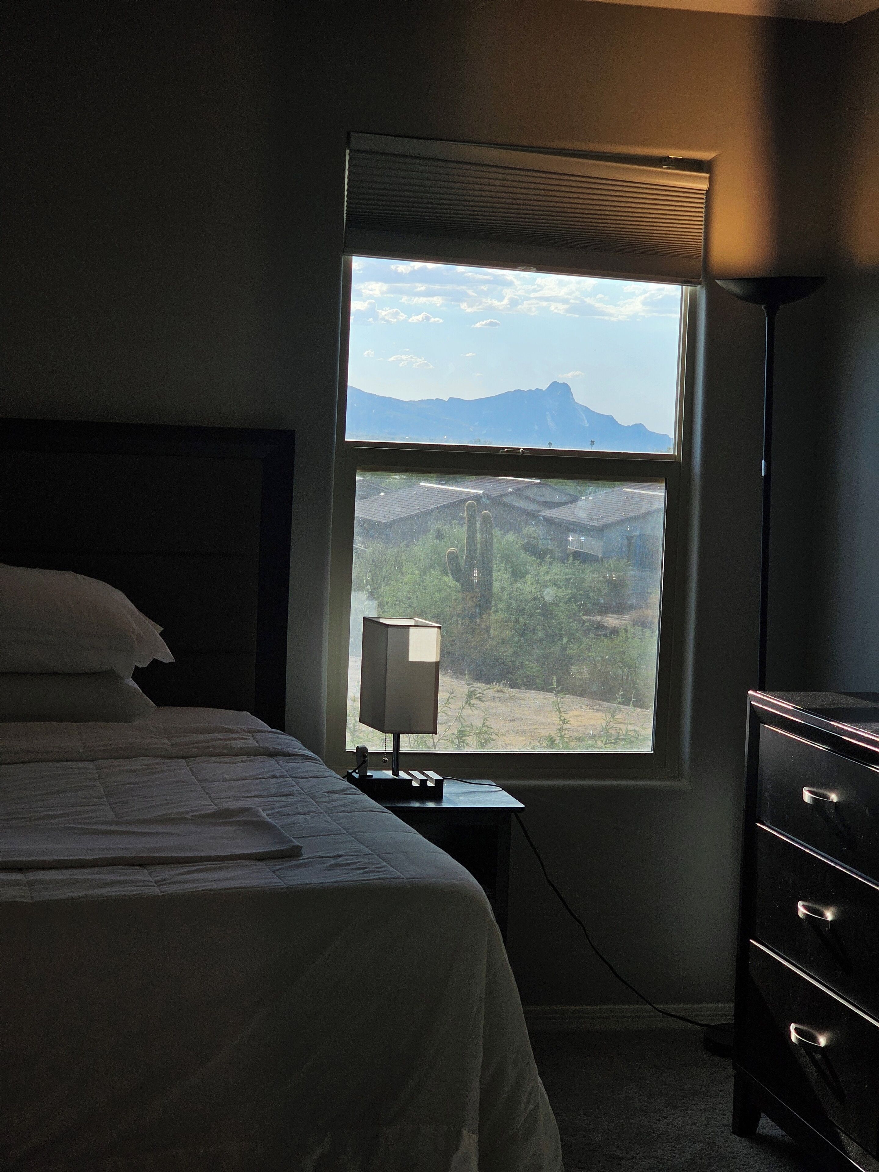 4 bedrooms, iron/ironing board, WiFi