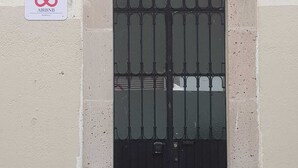 숙박 시설 정면