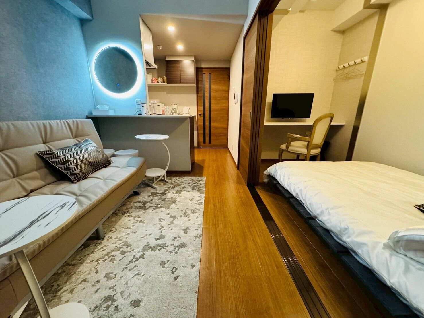 Bügeleisen/Bügelbrett, WLAN, Bettwäsche