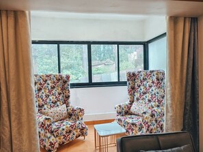 บริเวณนั่งเล่นที่ล็อบบี้