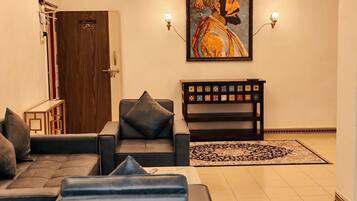 Luxury Apartment | Living area