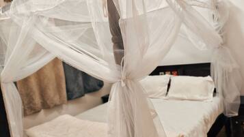 Luxury Apartment | Rollaway beds, free WiFi, bed sheets