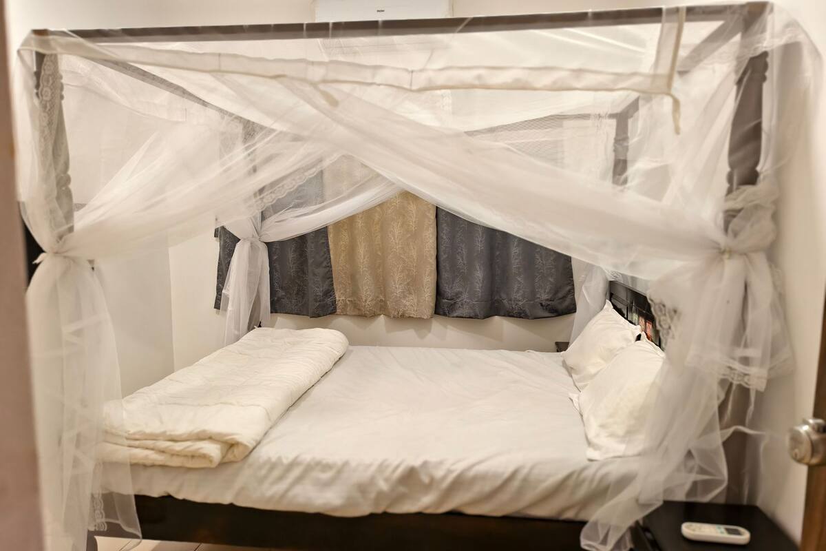 Luxury Apartment | Rollaway beds (surcharge), WiFi (free), bed sheets